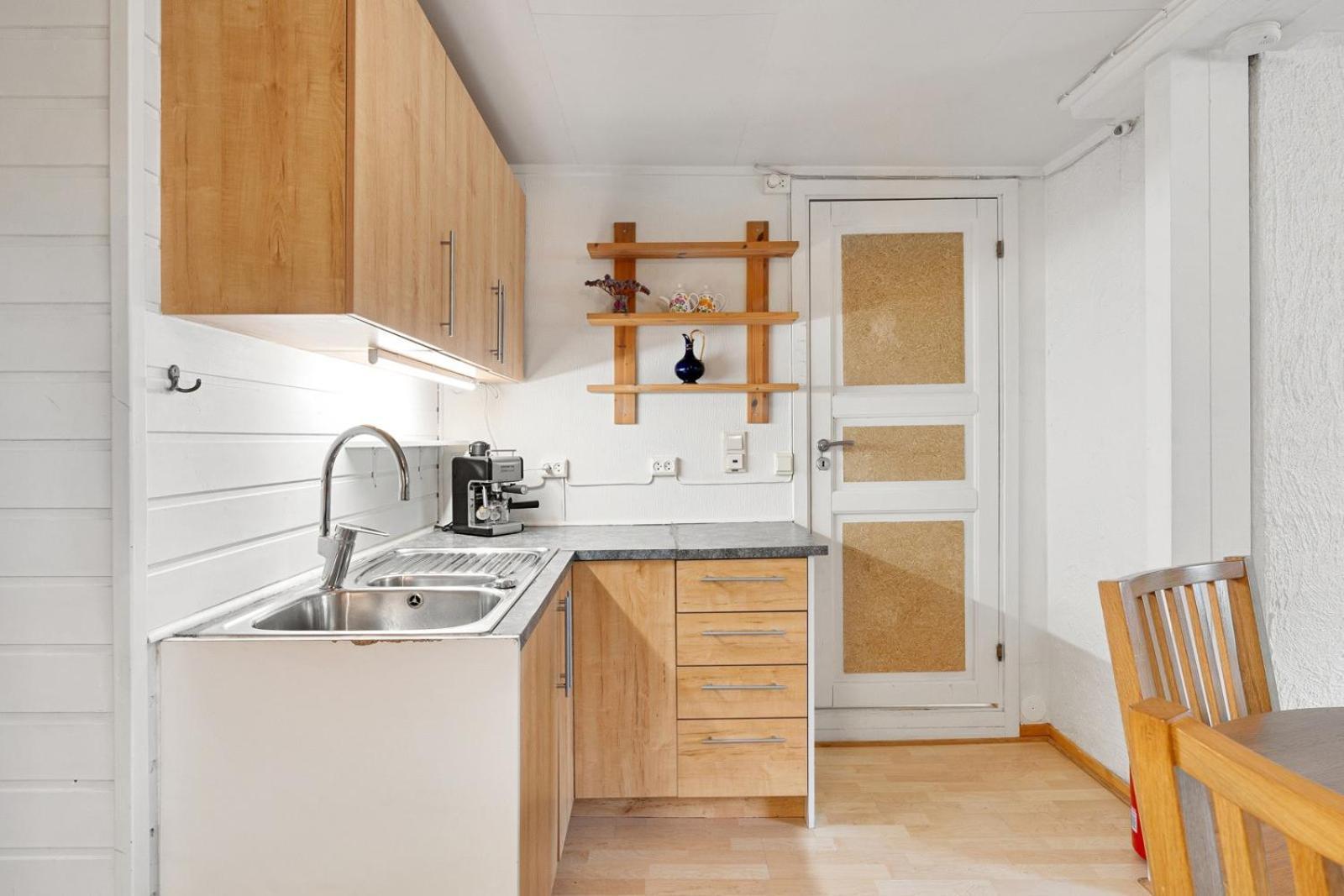 Room In Cozy Apartment 7 Min Walk From The City Center Tromsø Exterior foto
